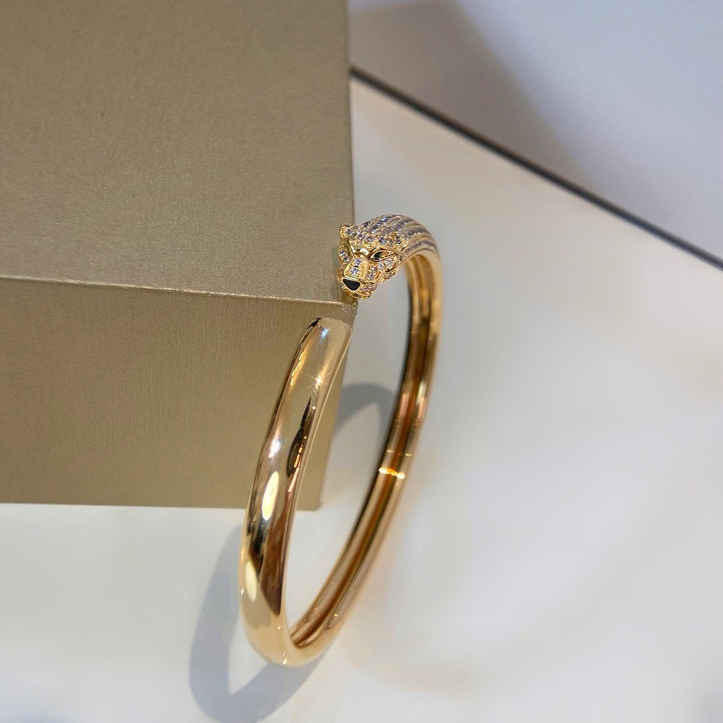 [Love's Uplift]PANTHERE HALF DIAMOND OPEN BRACELET