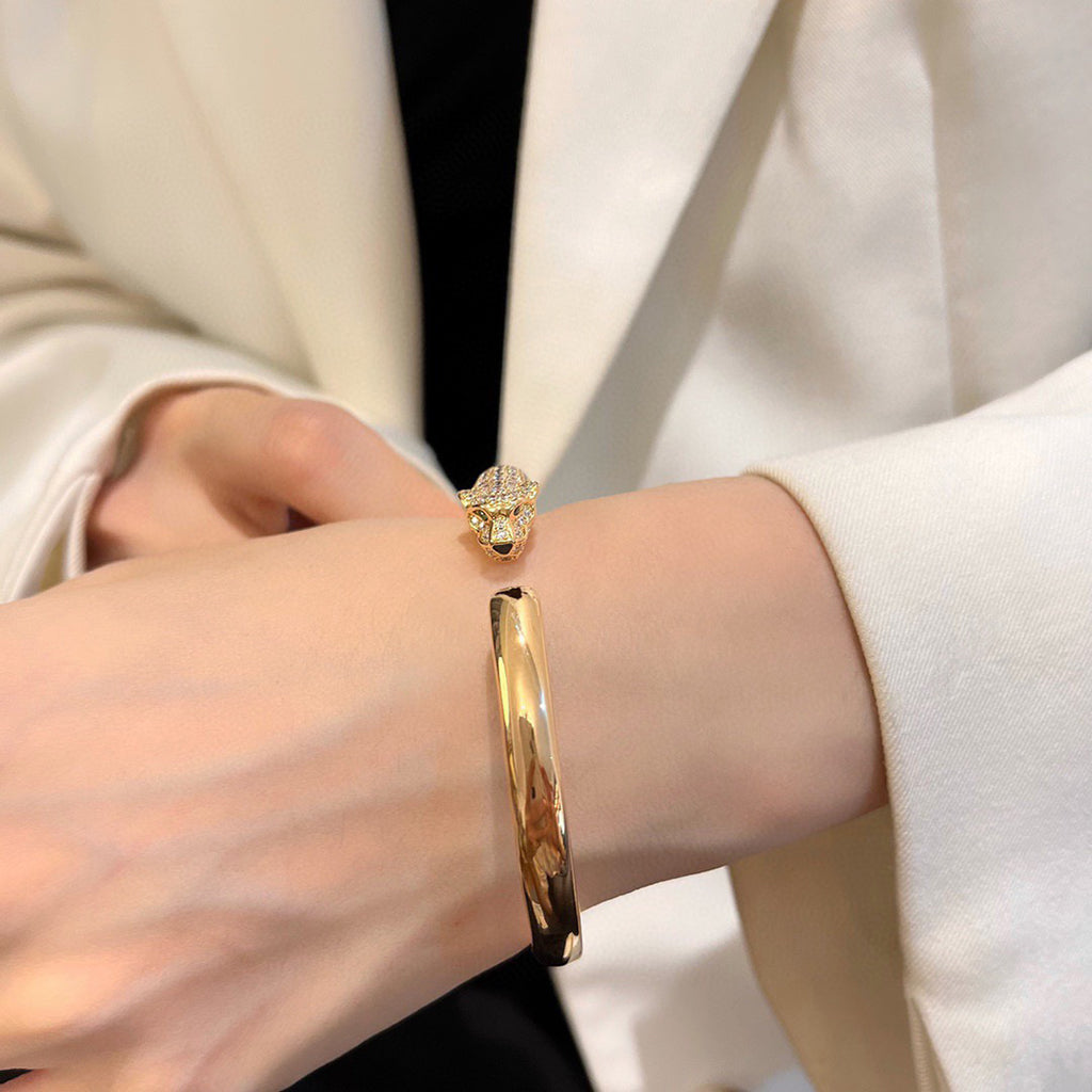[Love's Uplift]PANTHERE HALF DIAMOND OPEN BRACELET