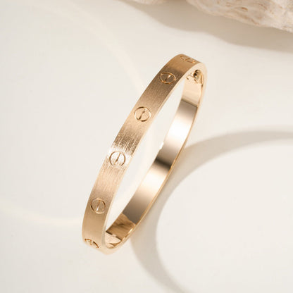 [Love's Uplift]LOVE BRACELET 6.1MM BRUSHED