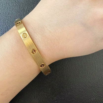 [Love's Uplift]LOVE BRACELET 6.1MM BRUSHED