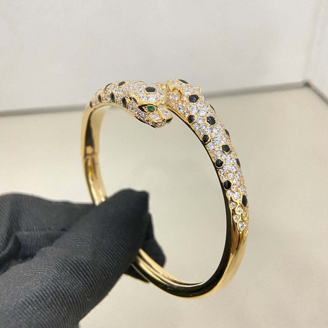 [Love's Uplift]PANTHERE DOUBLE HEADED HALF DIAMOND OPEN BRACELET
