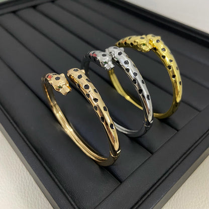 [Love's Uplift]PANTHERE DOUBLE HEADED OPEN BRACELET