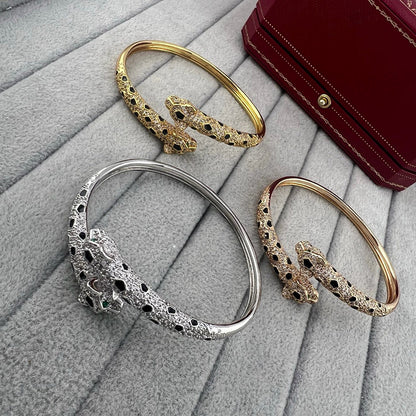 [Love's Uplift]PANTHERE DOUBLE HEADED HALF DIAMOND OPEN BRACELET