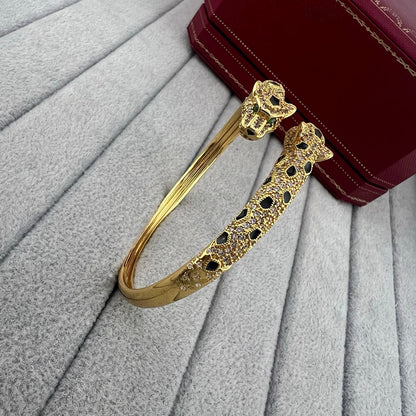 [Love's Uplift]PANTHERE DOUBLE HEADED HALF DIAMOND OPEN BRACELET