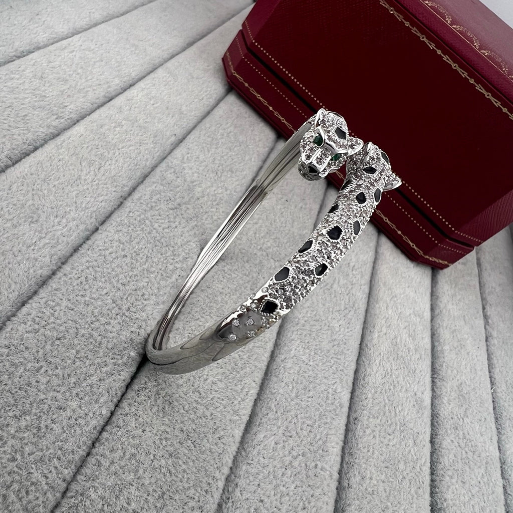 [Love's Uplift]PANTHERE DOUBLE HEADED HALF DIAMOND OPEN BRACELET