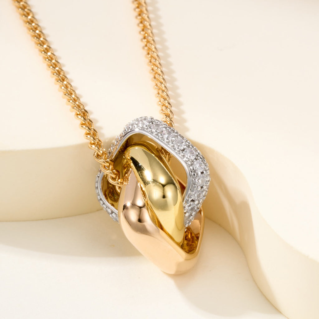 [Love's Uplift]TRINITY CUSHION NECKLACE COLLECTION