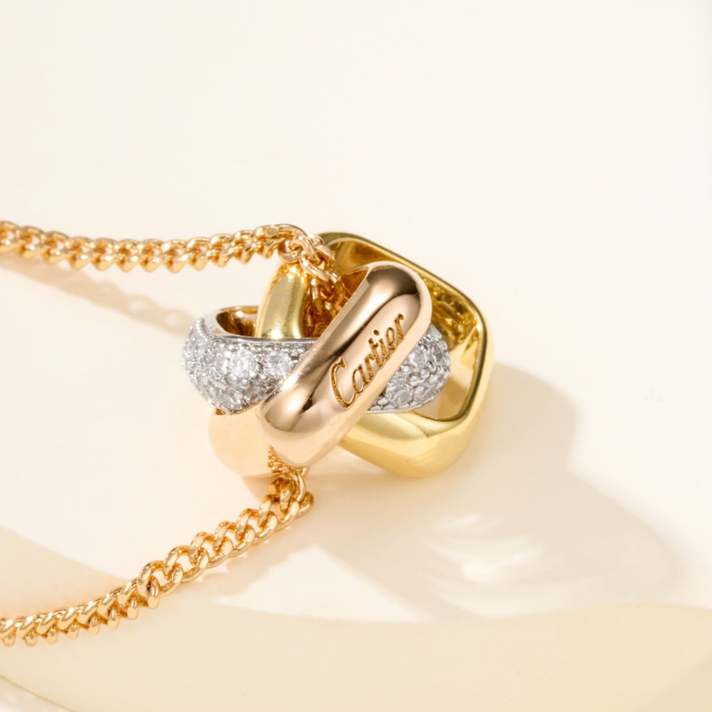 [Love's Uplift]TRINITY CUSHION NECKLACE COLLECTION
