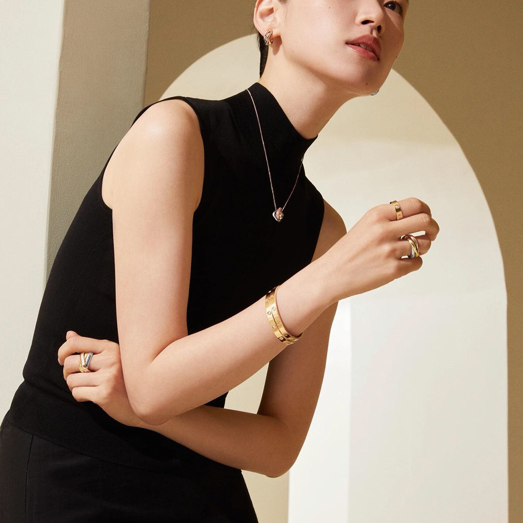 [Love's Uplift]TRINITY CUSHION NECKLACE COLLECTION