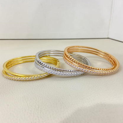 [Love's Uplift]ETINCELLE HALF-PAVED DIAMOND BRACELET