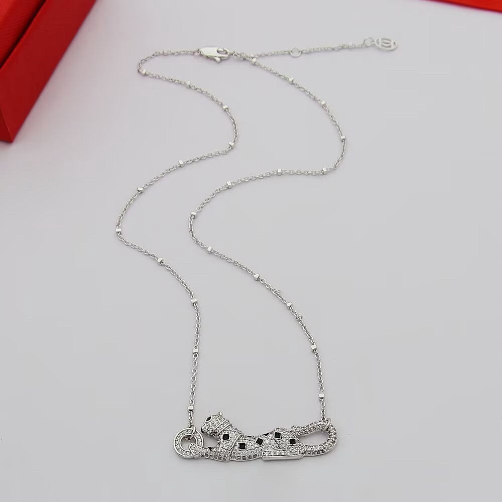 [Love's Uplift]PANTHERE PAVED DIAMOND NECKLACE