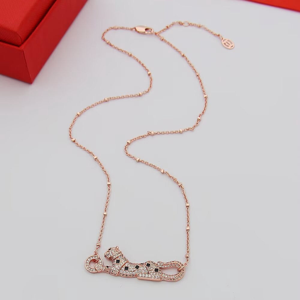 [Love's Uplift]PANTHERE PAVED DIAMOND NECKLACE