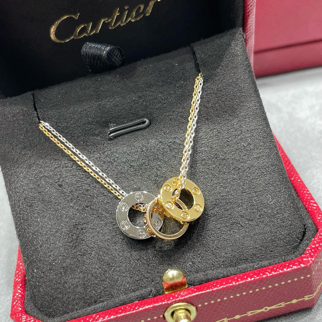[Love's Uplift]LOVE 6 DIAMOND PENDANT NECKLACE