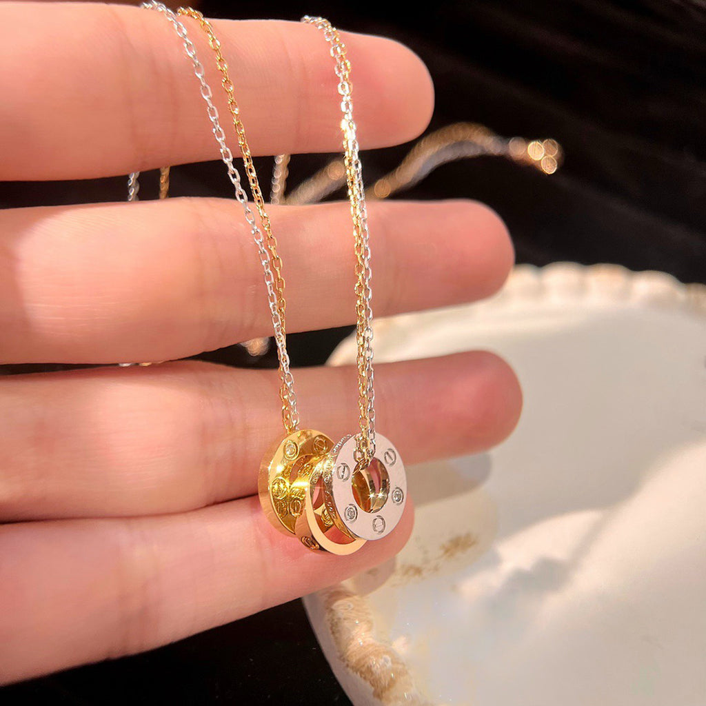 [Love's Uplift]LOVE 6 DIAMOND PENDANT NECKLACE