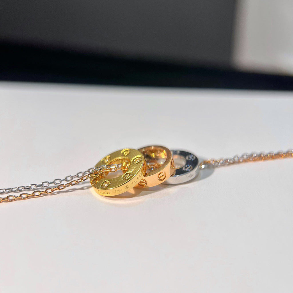 [Love's Uplift]LOVE 6 DIAMOND PENDANT NECKLACE
