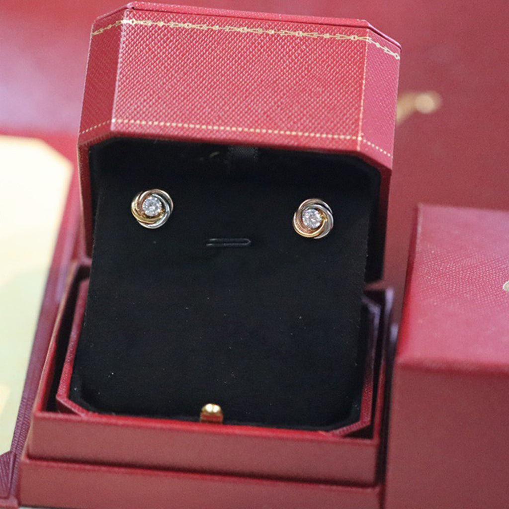[Love's Uplift]TRINITY STUD DIAMOND EARRINGS