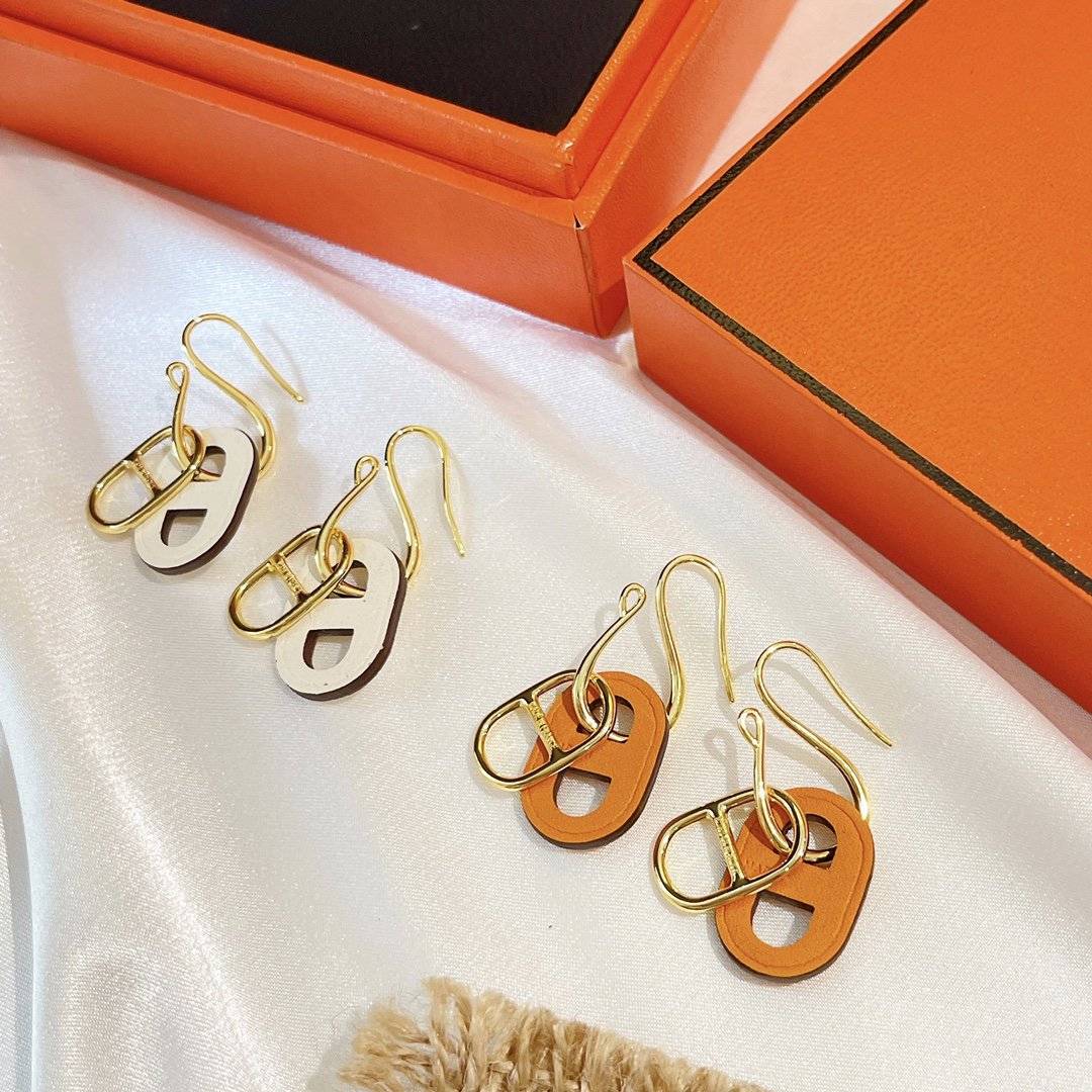 [Love's Uplift]HM O'MAILLON GOLD EARRINGS
