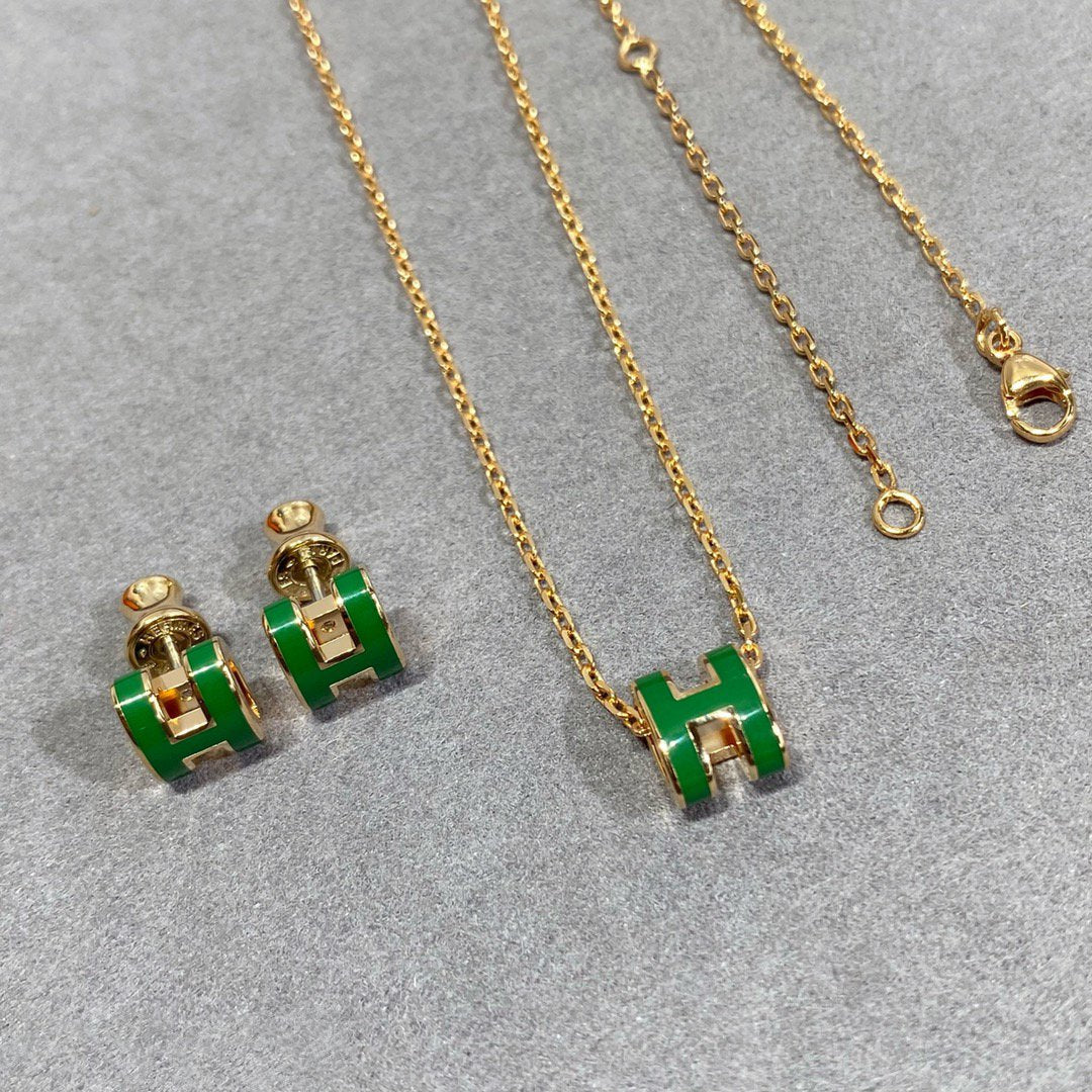 [Love's Uplift]POP H GREEN NECKLACE SILVER AND GOLD