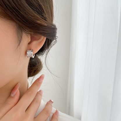 [Love's Uplift]ZERO 1 DIAMOND PAVED EARRINGS
