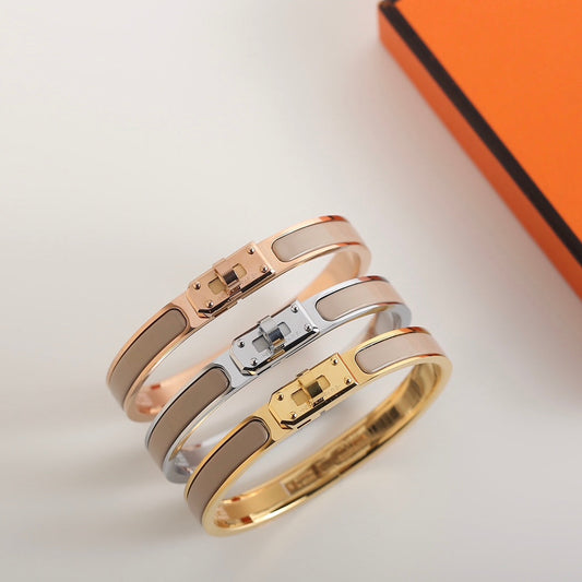 [Love's Uplift]HM KELLY GREY BRACELET