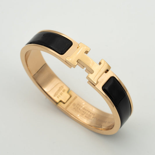 [Love's Uplift]H BLACK BRACELET