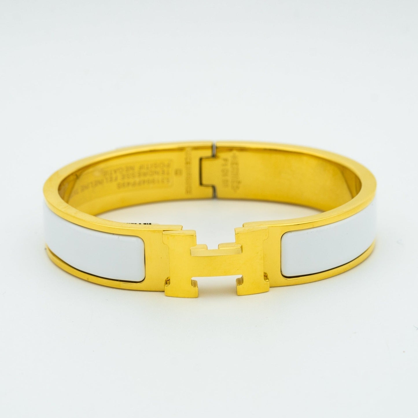 [Love's Uplift]H WHITE BRACELET