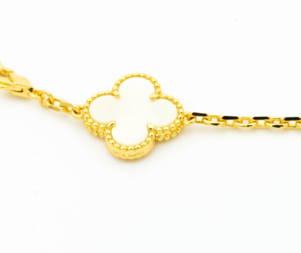 [Love's Uplift]CLOVER BRACELET 5 MOTIFS ONYX MOP