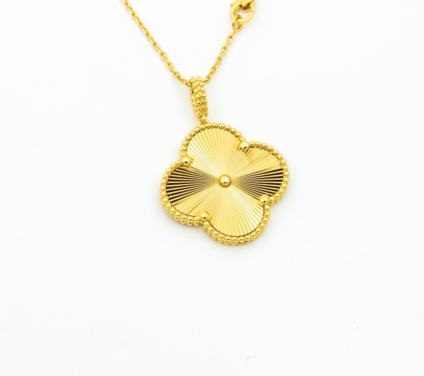 [Love's Uplift]CLOVER 25MM PEDANT NECKLACE GOLD