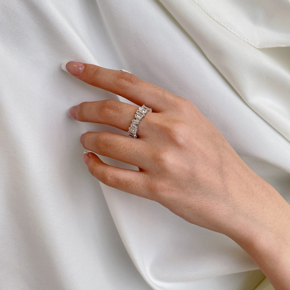 [Love's Uplift]Delicate Multi Shape Tennis Ring