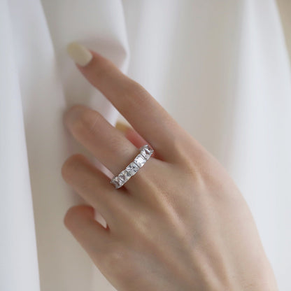 [Love's Uplift]Elegant Princess Cut Tennis Ring