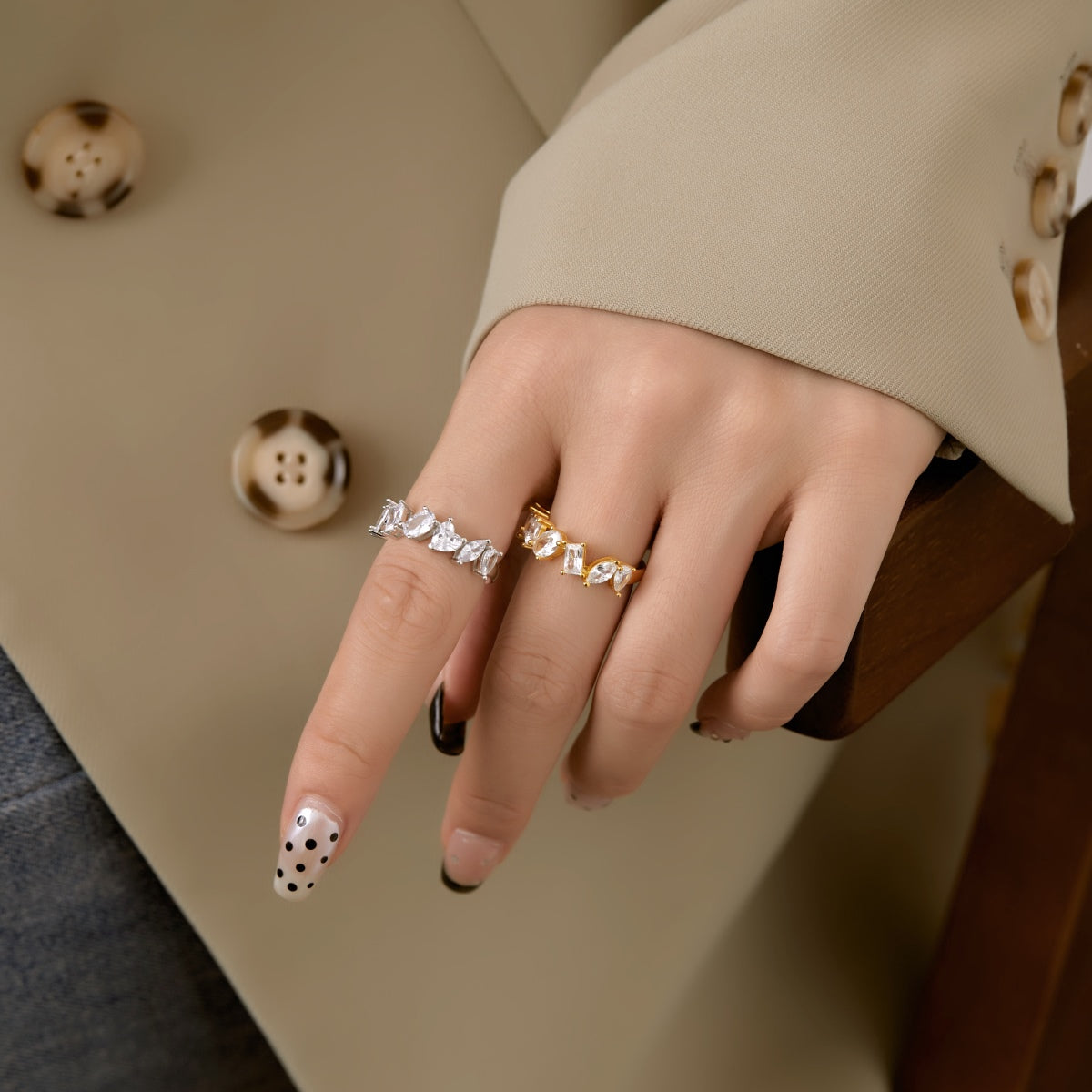 [Love's Uplift]Delicate Multi Cut Ring
