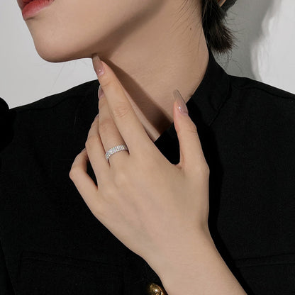 [Love's Uplift]Dainty Round Cut Tennis Ring