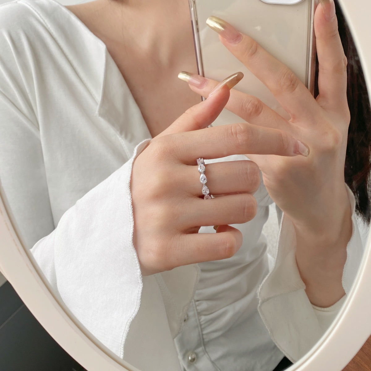[Love's Uplift]Exquisite Pear Cut Tennis Ring
