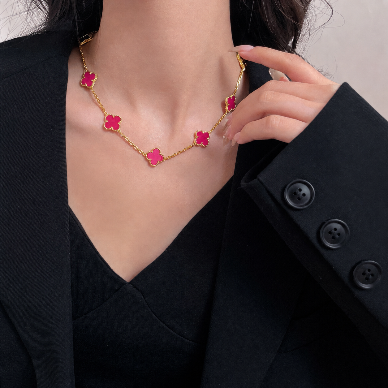 [Love's Uplift]CLOVER 10 MOTIFS PINK ENAMEL NECKLACE