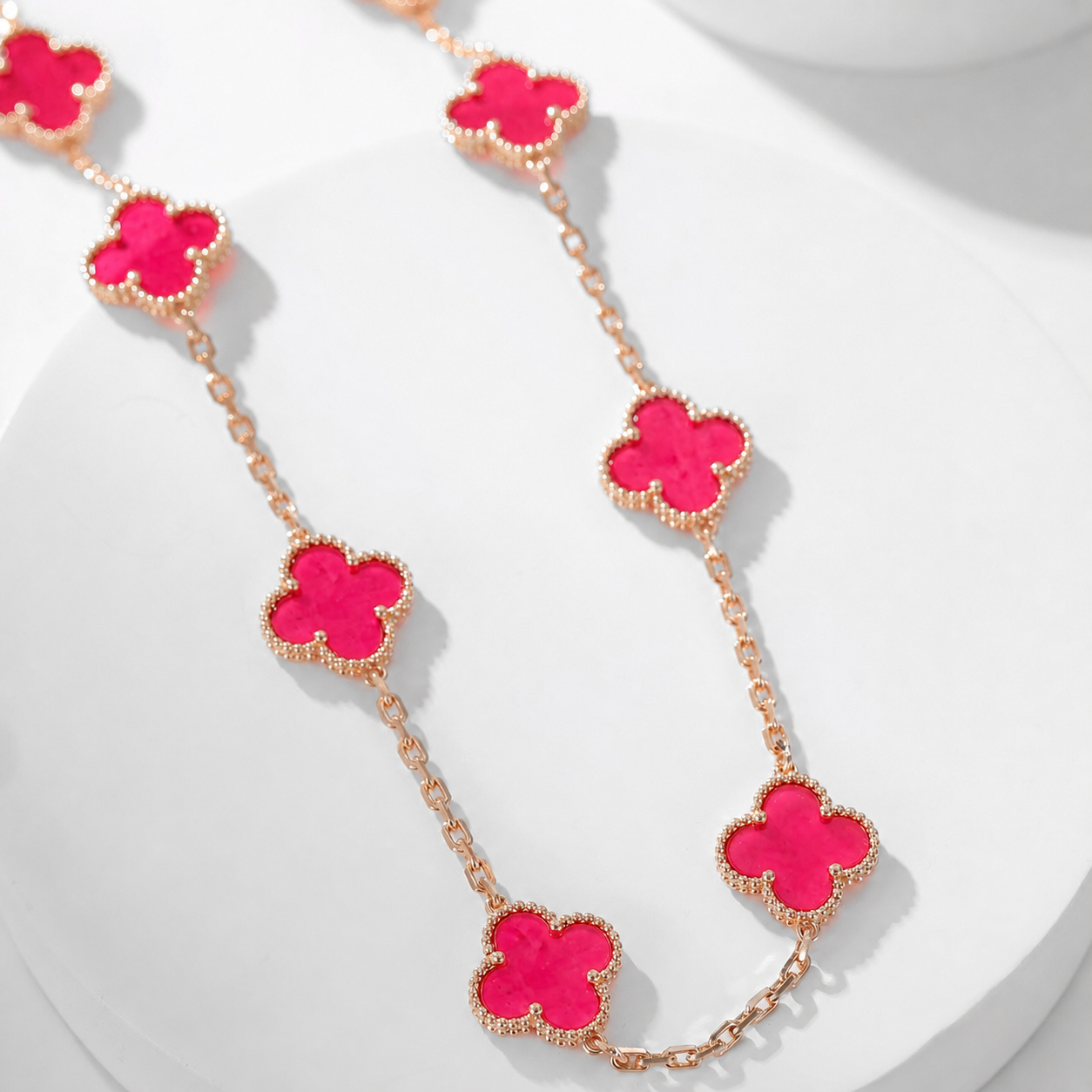 [Love's Uplift]CLOVER 10 MOTIFS PINK ENAMEL NECKLACE