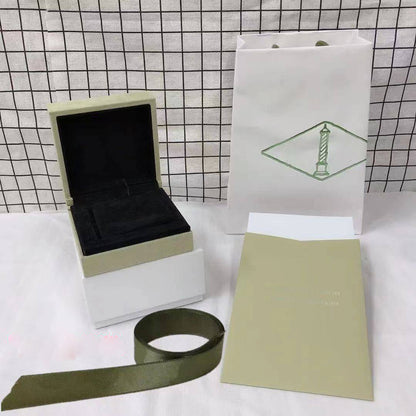 [Love's Uplift] VA CLOVER BOX GIFT BAG