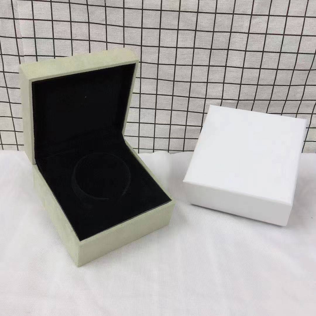 [Love's Uplift] VA CLOVER BOX GIFT BAG