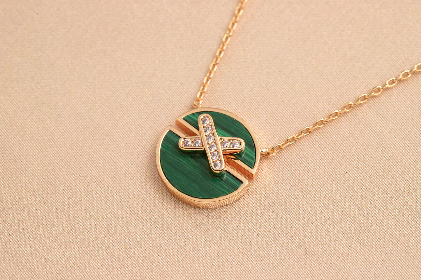 [Love's Uplift]JEUX DE ROSE GOLD DIAMOND NECKLACE
