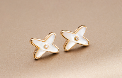 [Love's Uplift]JEUX DE WHITE MOP PINK GOLD DIAMOND EARRINGS