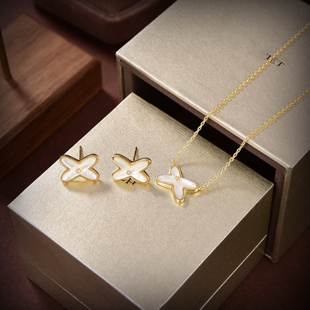 [Love's Uplift]JEUX DE WHITE MOP GOLD DIAMOND EARRINGS
