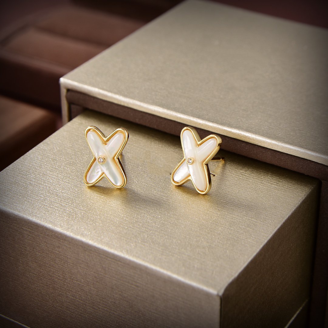 [Love's Uplift]JEUX DE WHITE MOP GOLD DIAMOND EARRINGS