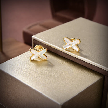 [Love's Uplift]JEUX DE WHITE MOP GOLD DIAMOND EARRINGS