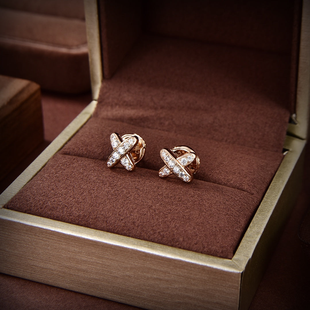 [Love's Uplift]JEUX DE GOLD DIAMOND EARRINGS