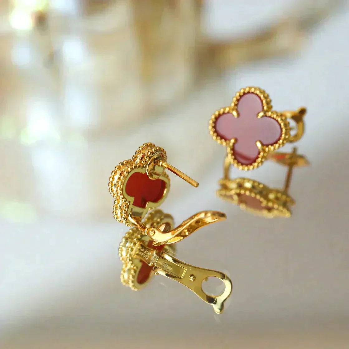 [Love's Uplift]CLOVER MEDIUM 1 MOTIFS CARNELIAN  EARRINGS