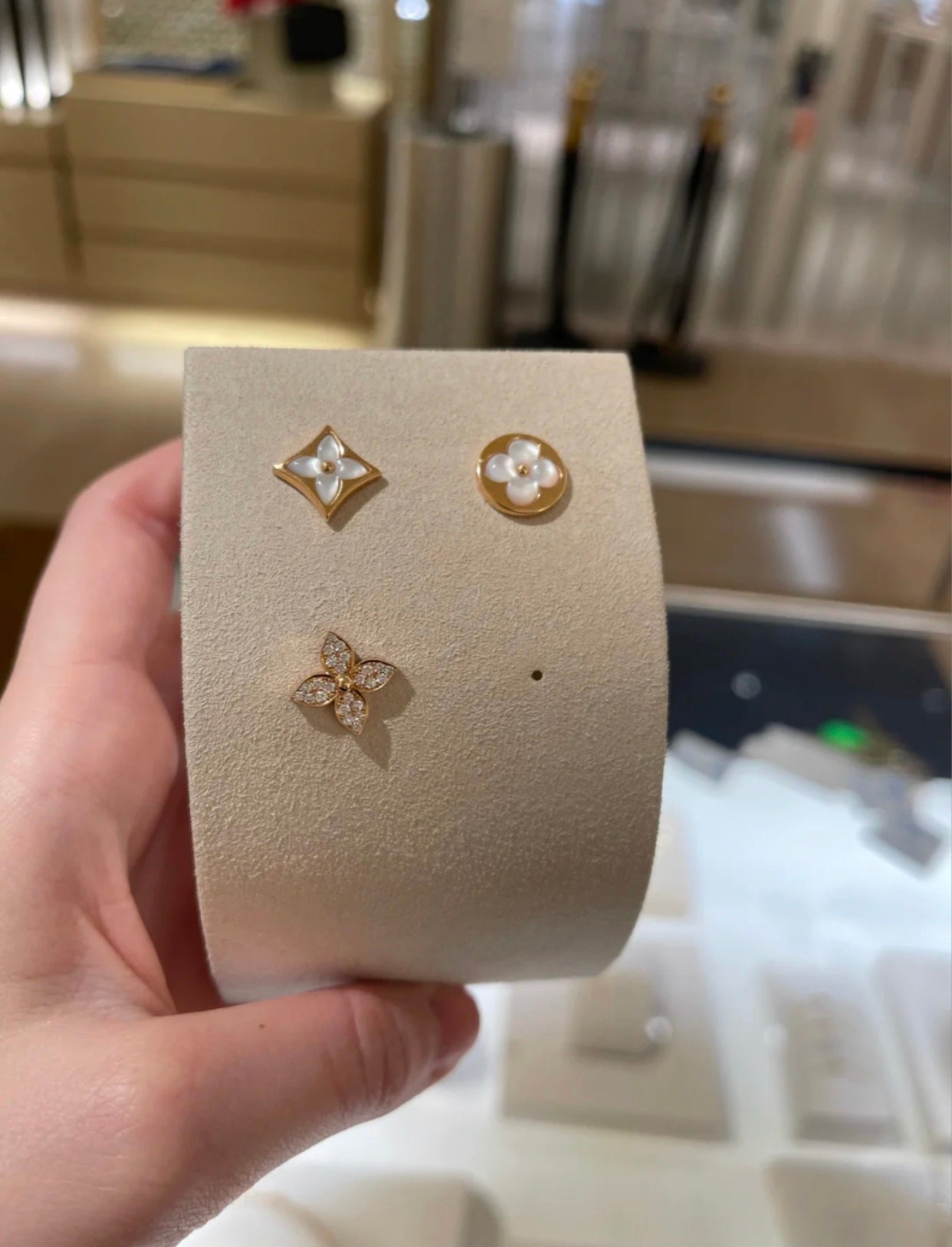 [Love's Uplift]STAR BLOSSOM STUD EARRINGS PINK GOLD DIAMONDS