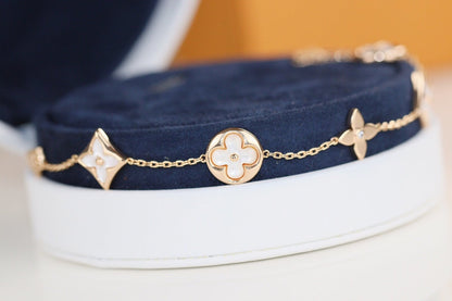 [Love's Uplift]LEAF CLOVER BRACELET