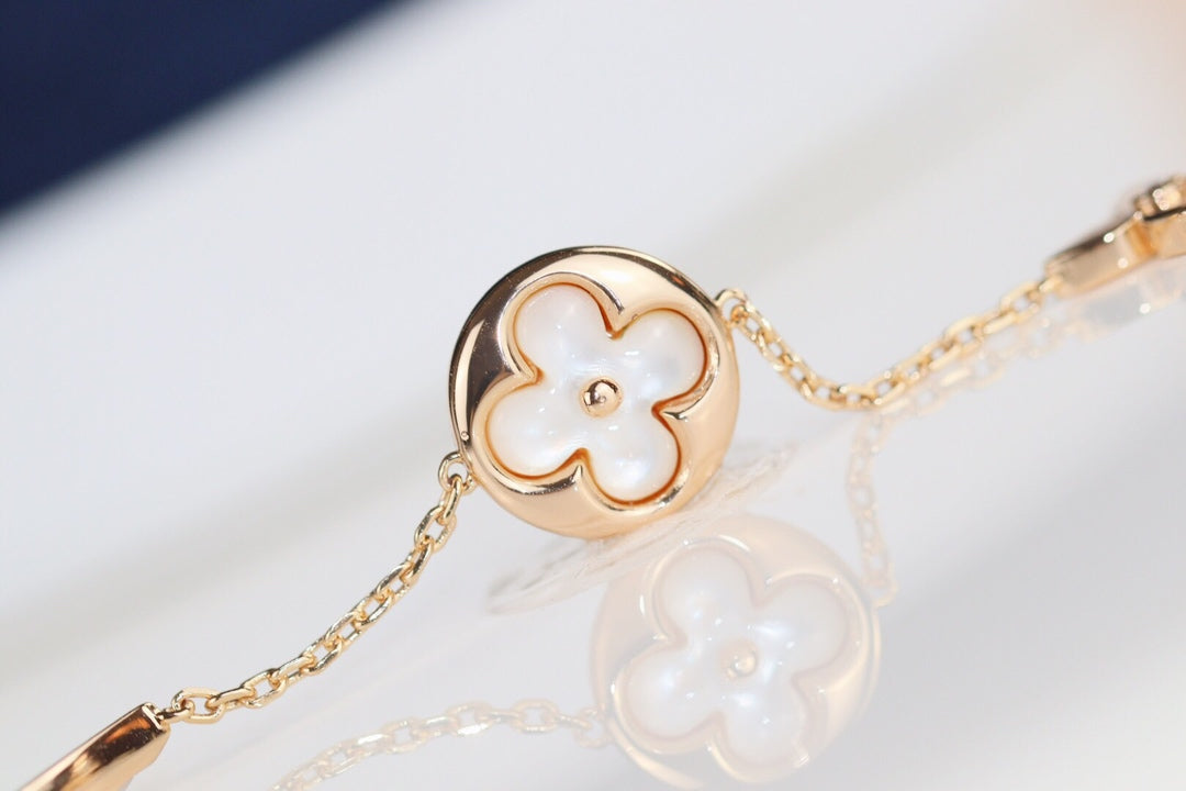 [Love's Uplift]LEAF CLOVER BRACELET