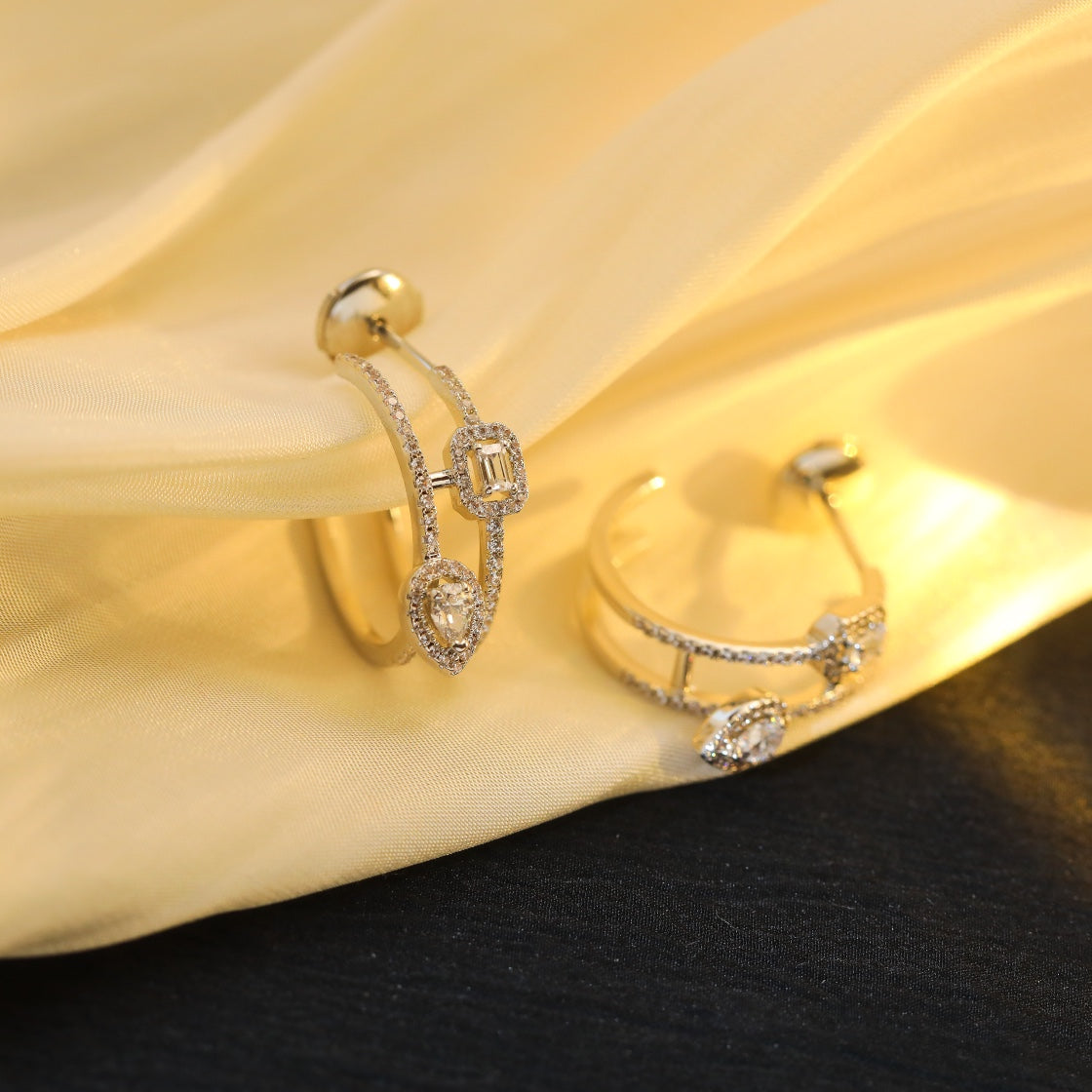 [Love's Uplift ]CREOLES MY TWIN 2 RANGS SILVER DIAMOND EARRINGS