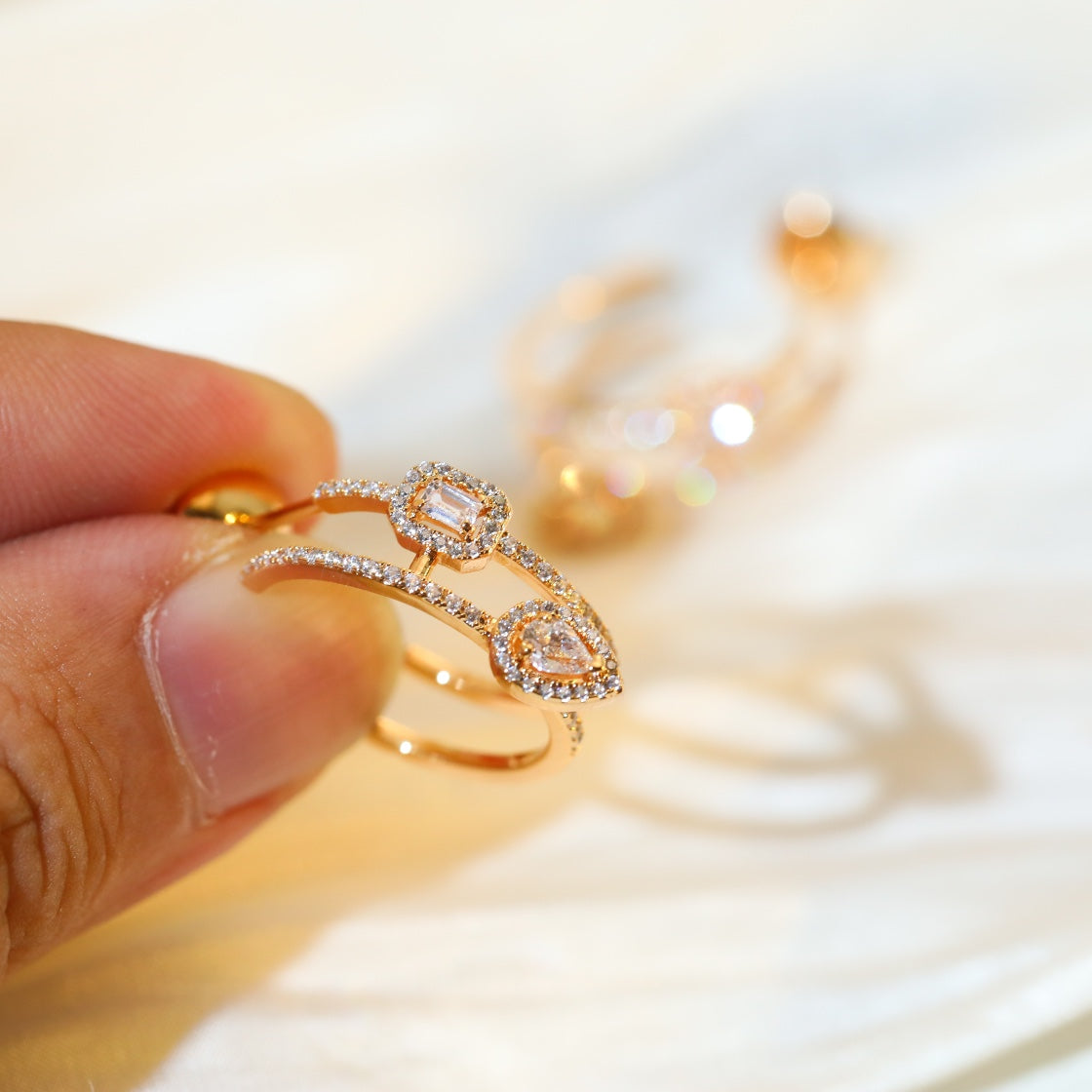 [Love's Uplift ]CREOLES MY TWIN 2 RANGS SILVER DIAMOND EARRINGS