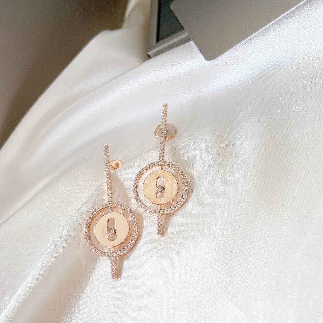 [Love's Uplift ]LUCKY MOVE ARROW PINK GOLD DIAMOND EARRINGS
