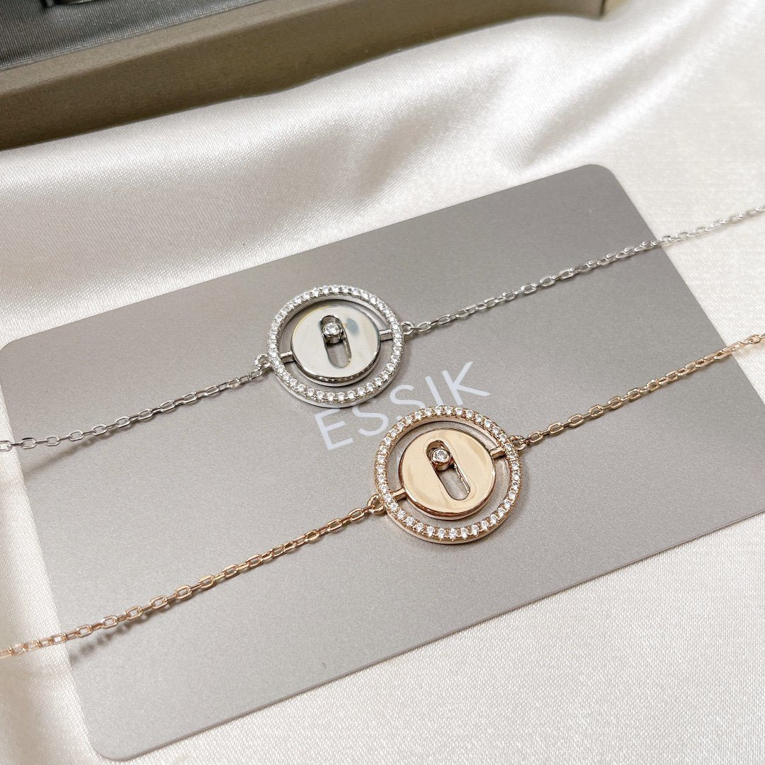 [Love's Uplift ]LUCKY MOVE PAVED DIAMOND BRACELET